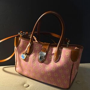 Dooney & Bourke Tote/Crossbody